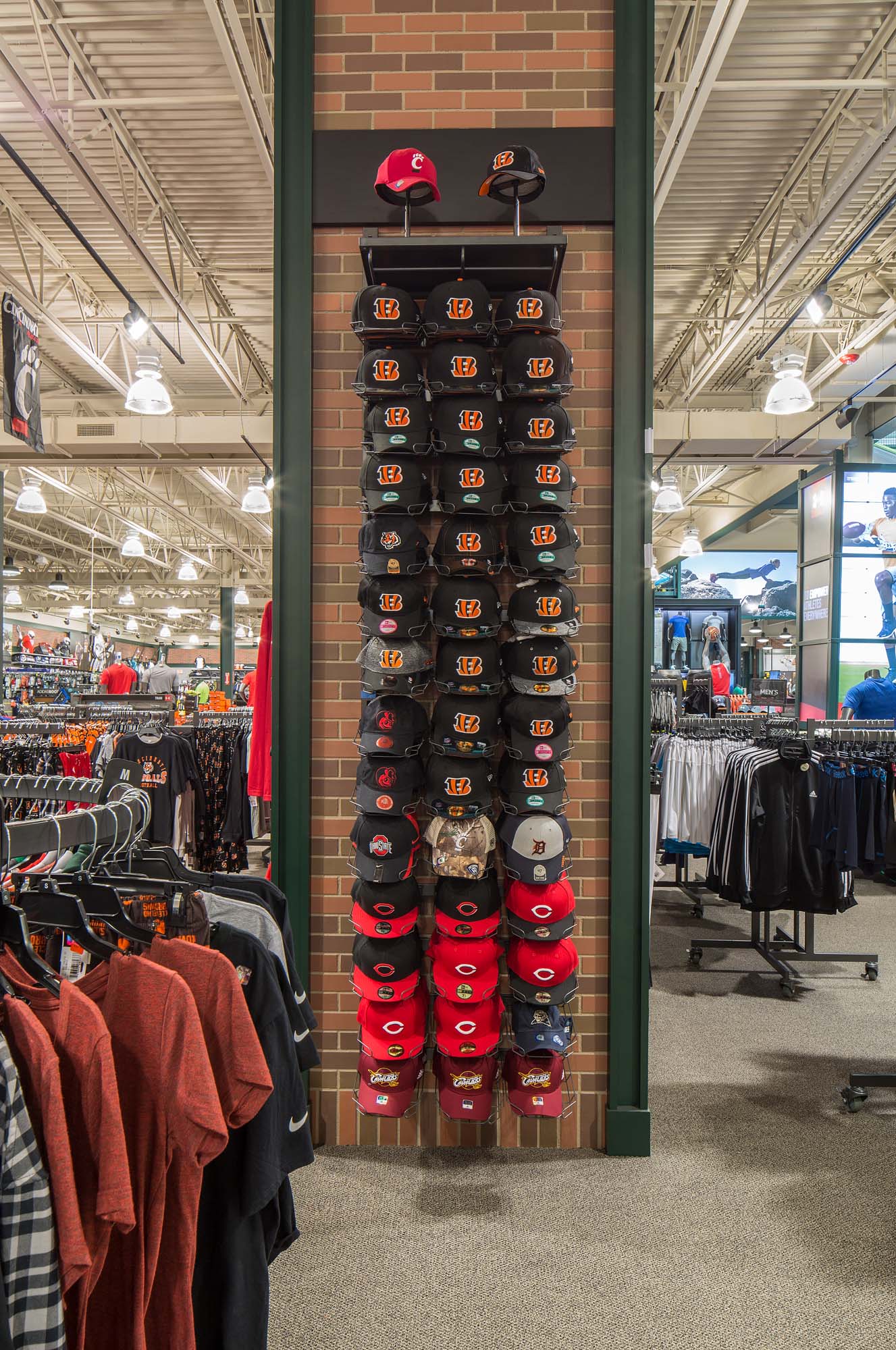 Dick's Sporting Goods - NELSON Worldwide