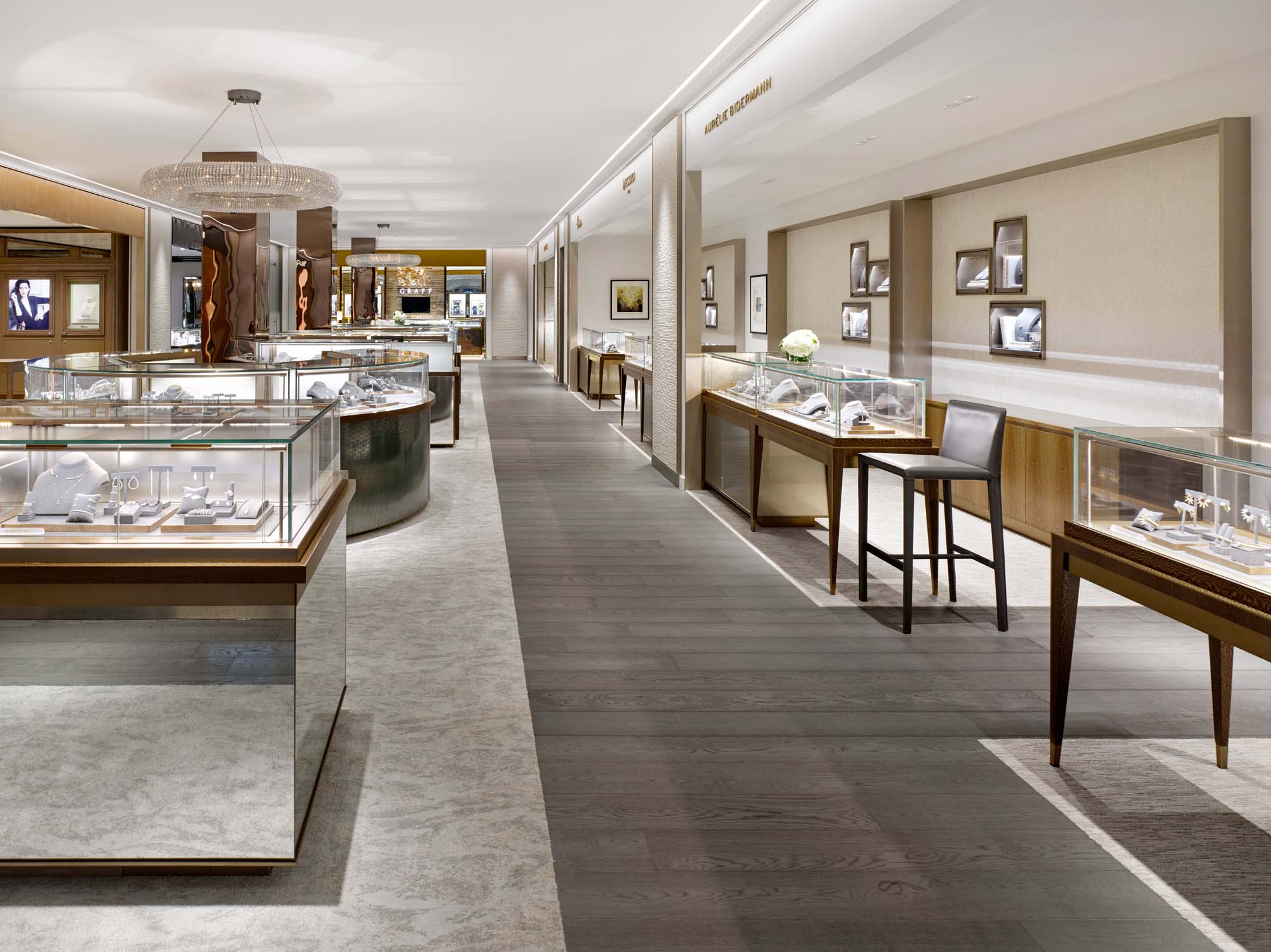 Saks Fifth Avenue Unveils Second New York City Store, Saks Downtown