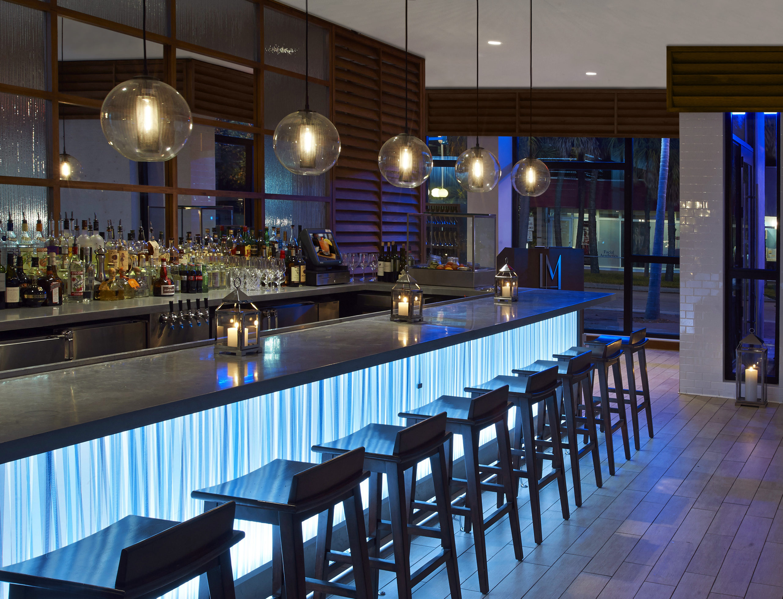 Louies Modern - NELSON Worldwide