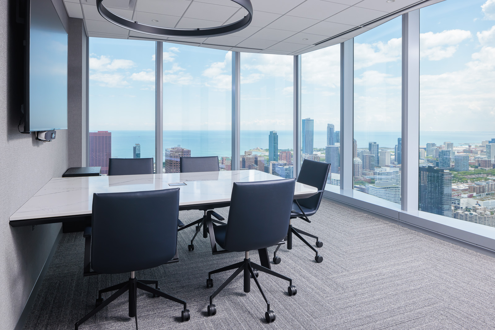 Confidential AM Law 10 Firm - NELSON Worldwide